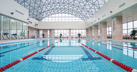 Compartilhamento de conhecimento sobre purificação da água da piscina: criando um ambiente de natação claro e saudável